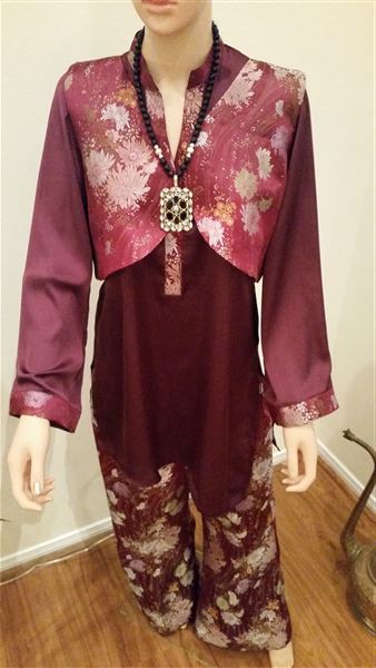 Embroidered Piece 32